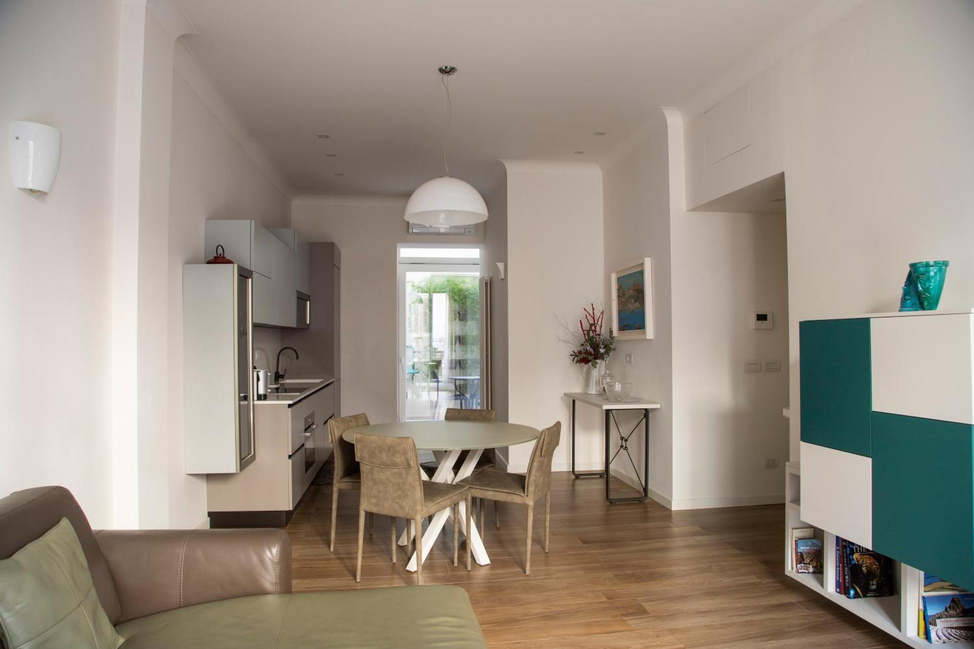 La Casa Di Nausicaa - Aurora Apartment Реджо ди Калабрия Екстериор снимка